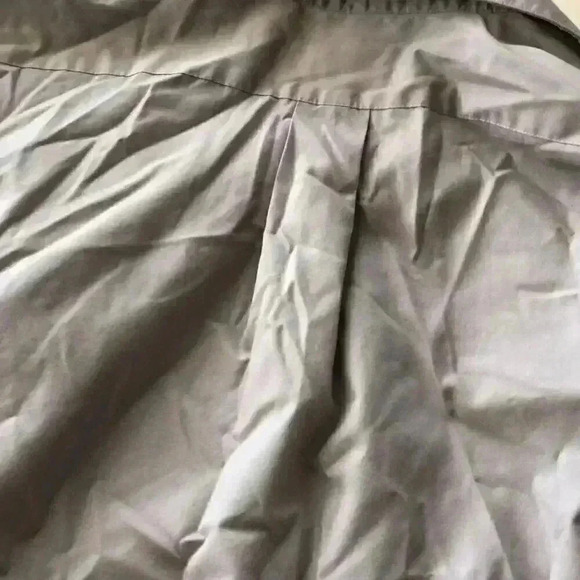 Van Heusen Poplin Dress Shirt Gray - Picture 4 of 4